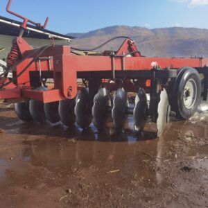 y 18 BPI Skottel Dis / 18 BPI Disc Harrow