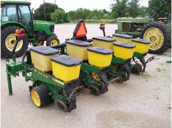 1994 JOHN DEERE 4 ROW PLANTER