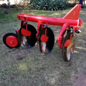 NEW MASSEY FERGUSON 3 DISC PLOUGH